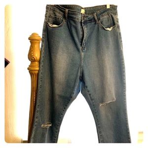 FOREVER 21+ HIGH WAISTED WIDE LEGGED CROPPED JEANS